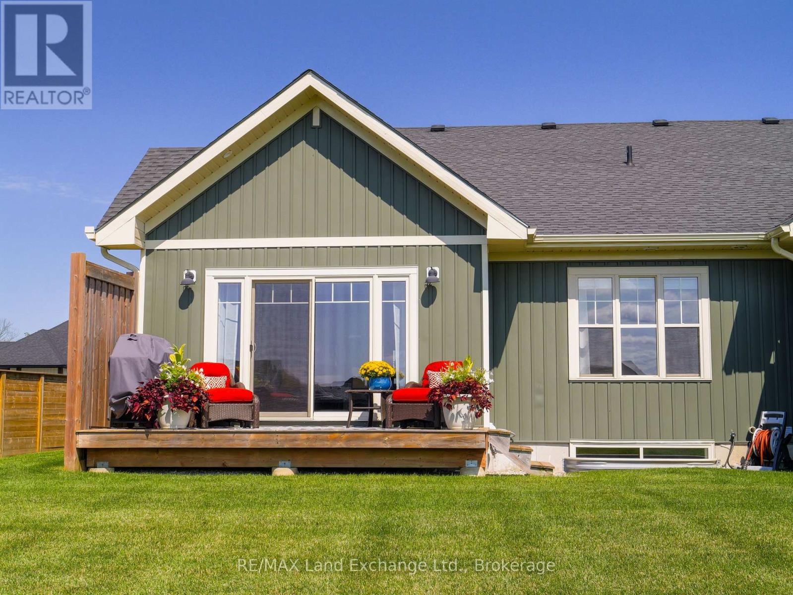 1 - 2 Fairway Lane, Saugeen Shores, Ontario  N0H 2C3 - Photo 48 - X12562344