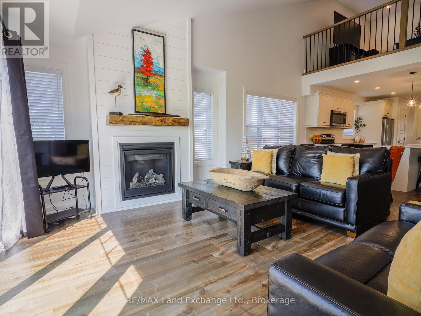 1 - 2 Fairway Lane, Saugeen Shores, Ontario  N0H 2C3 - Photo 9 - X12562344