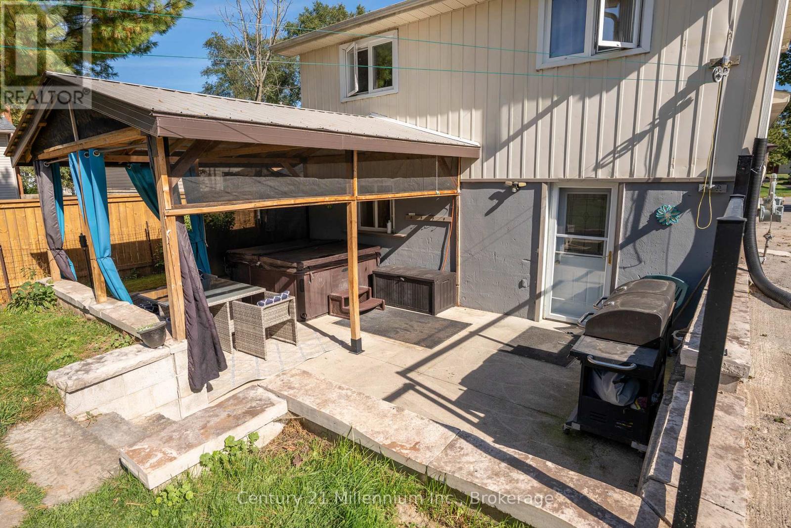 1980 6th Avenue E, Owen Sound, Ontario  N4K 2W5 - Photo 16 - X12562396