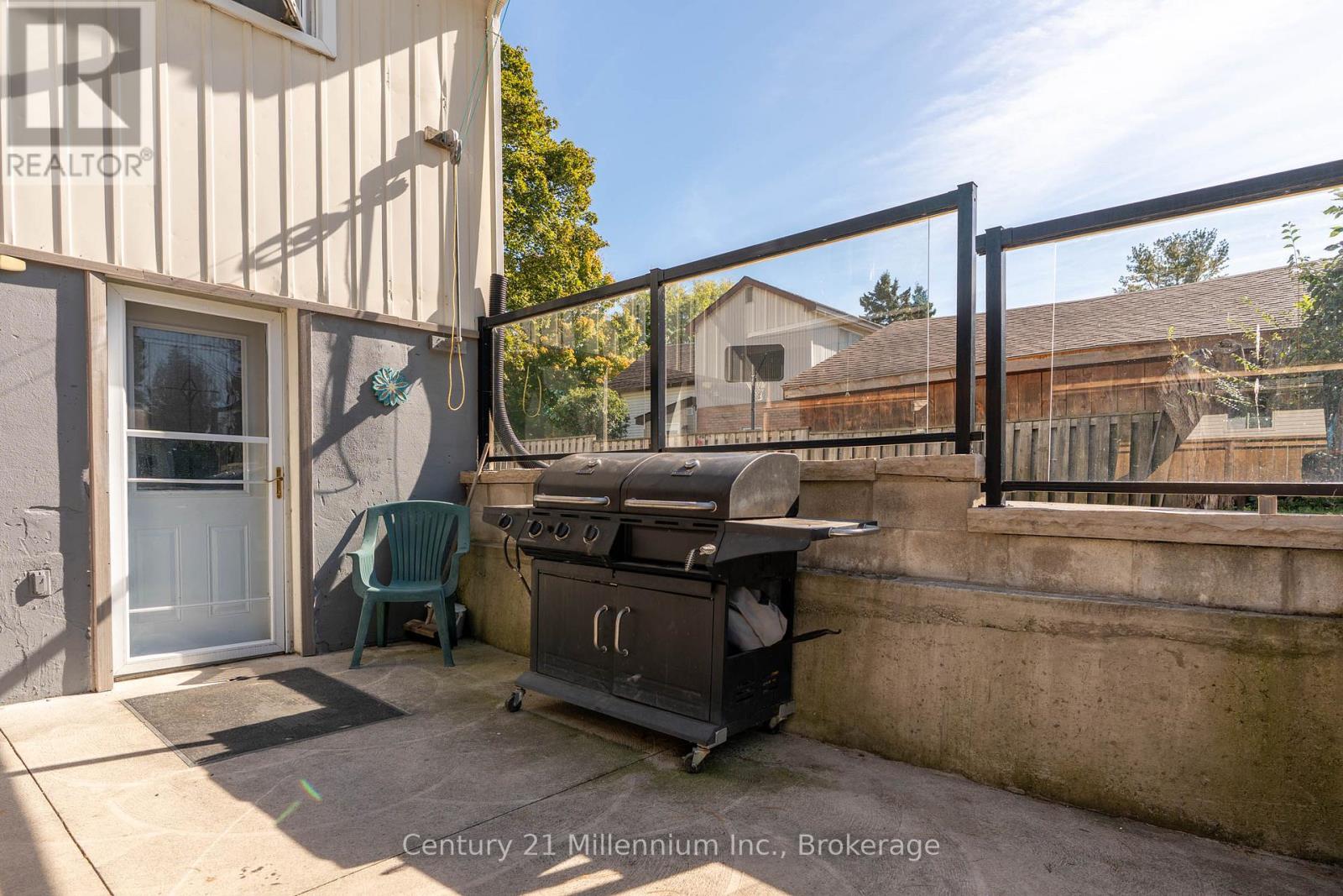 1980 6th Avenue E, Owen Sound, Ontario  N4K 2W5 - Photo 17 - X12562396