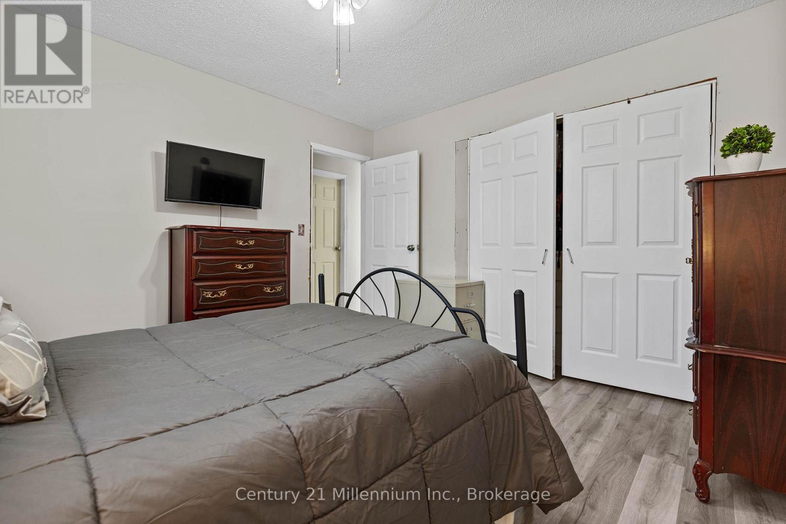 1980 6th Avenue E, Owen Sound, Ontario  N4K 2W5 - Photo 30 - X12562396