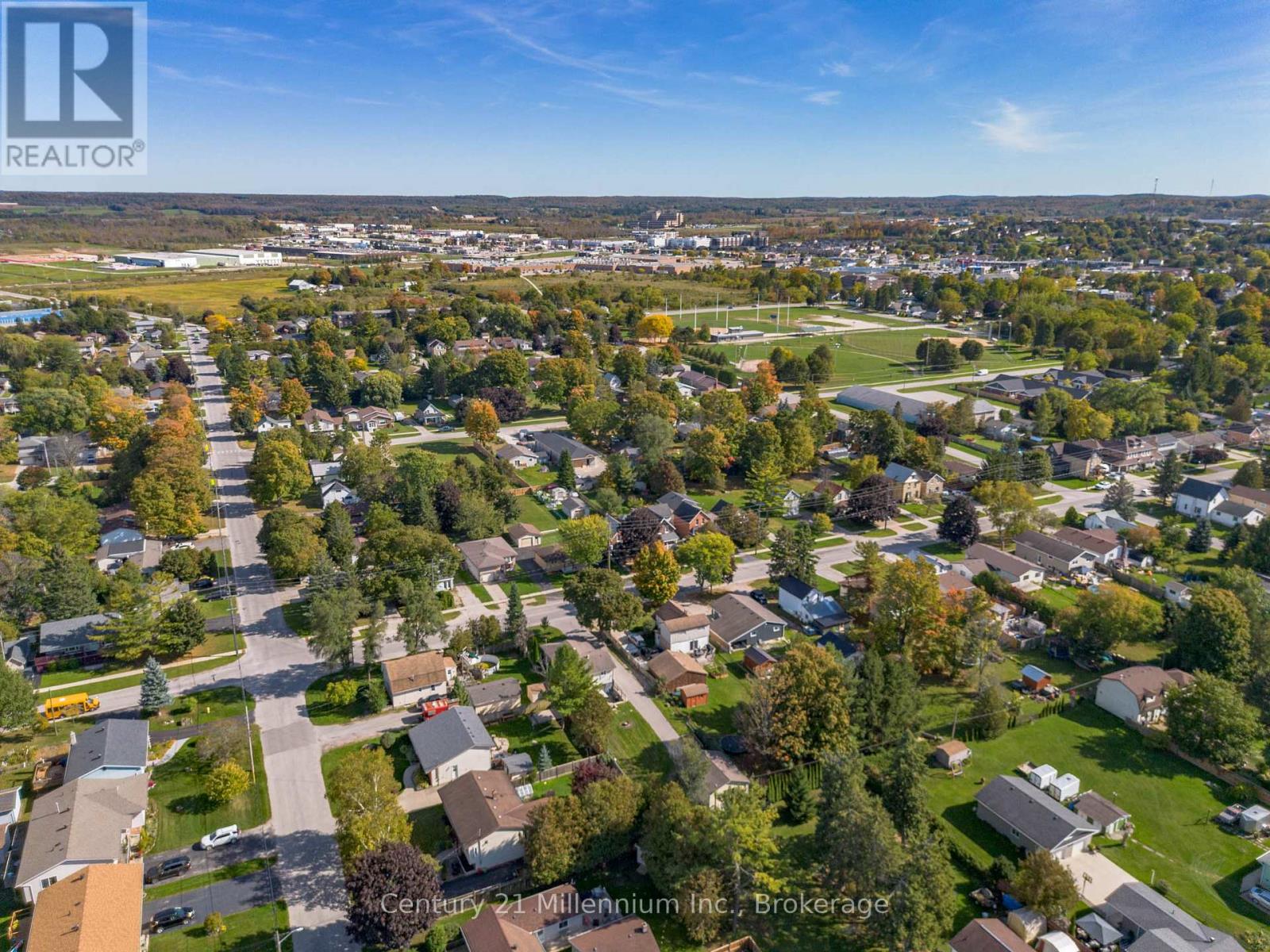 1980 6th Avenue E, Owen Sound, Ontario  N4K 2W5 - Photo 7 - X12562396