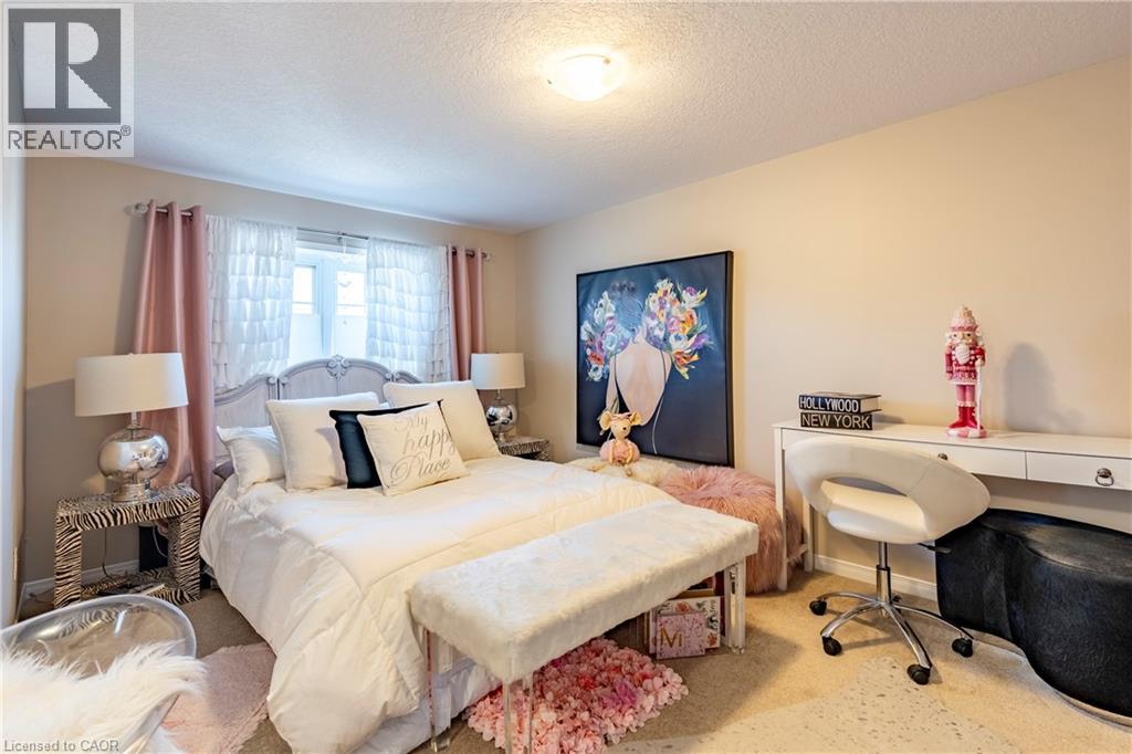 102 Donnenwerth Drive, Kitchener, Ontario  N2E 4C9 - Photo 22 - 40789092