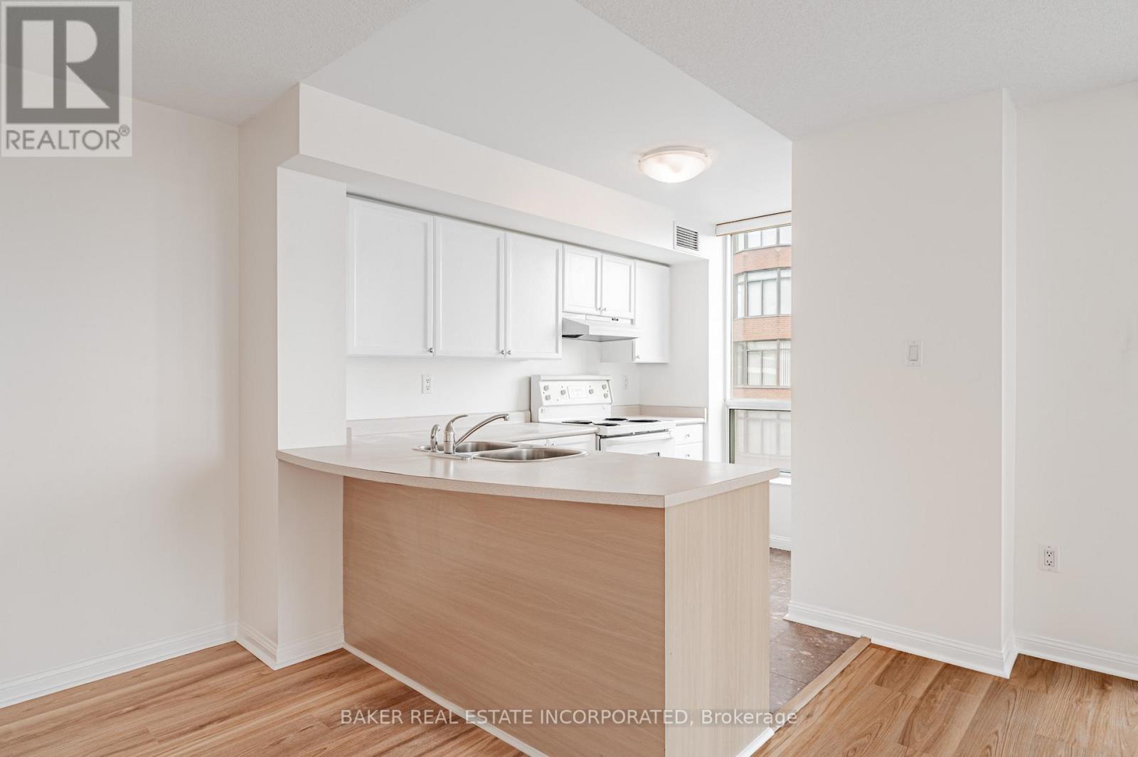 806 - 109 Front Street E, Toronto, Ontario  M5A 4P7 - Photo 13 - C12562194