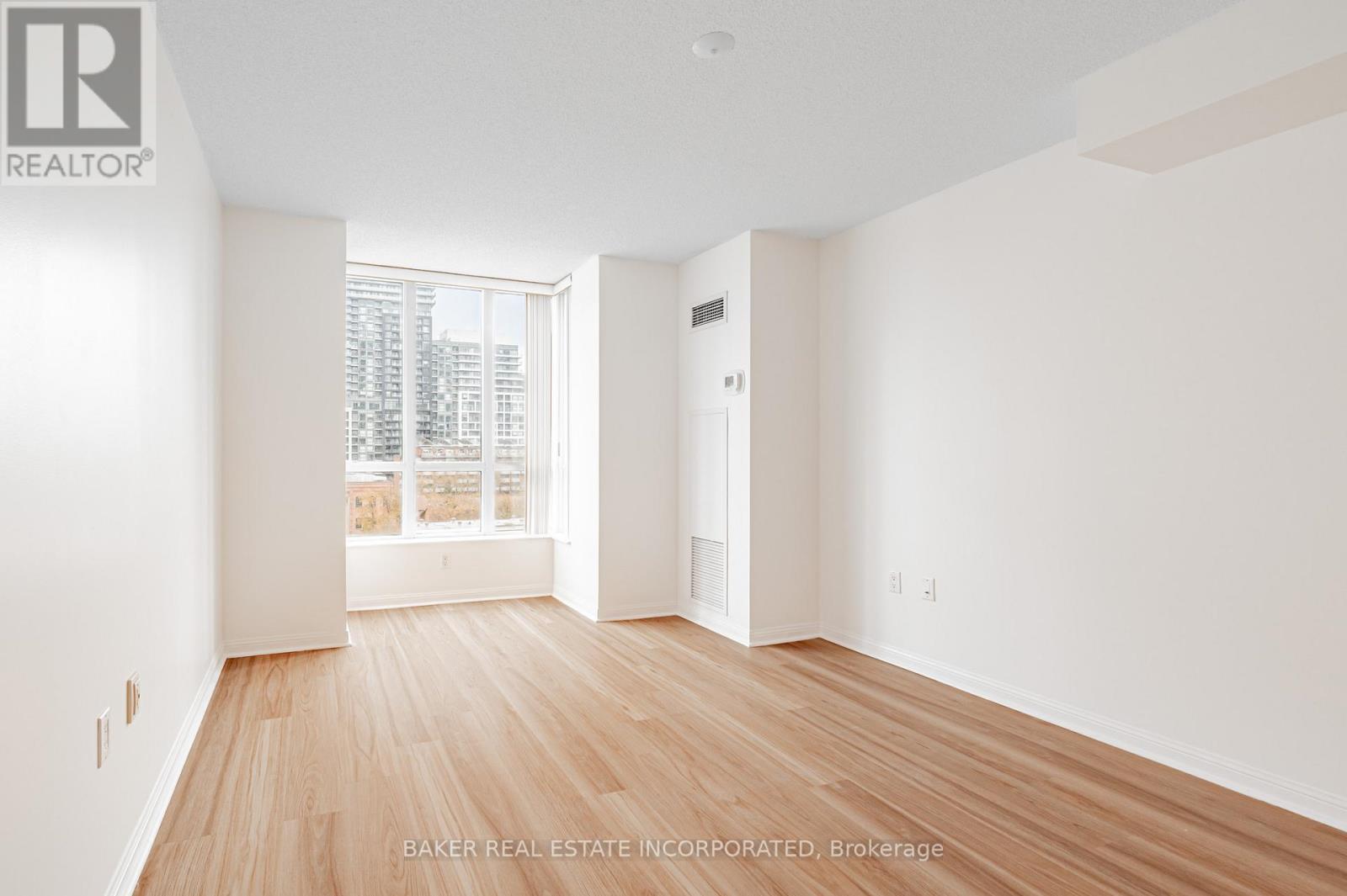 806 - 109 Front Street E, Toronto, Ontario  M5A 4P7 - Photo 17 - C12562194
