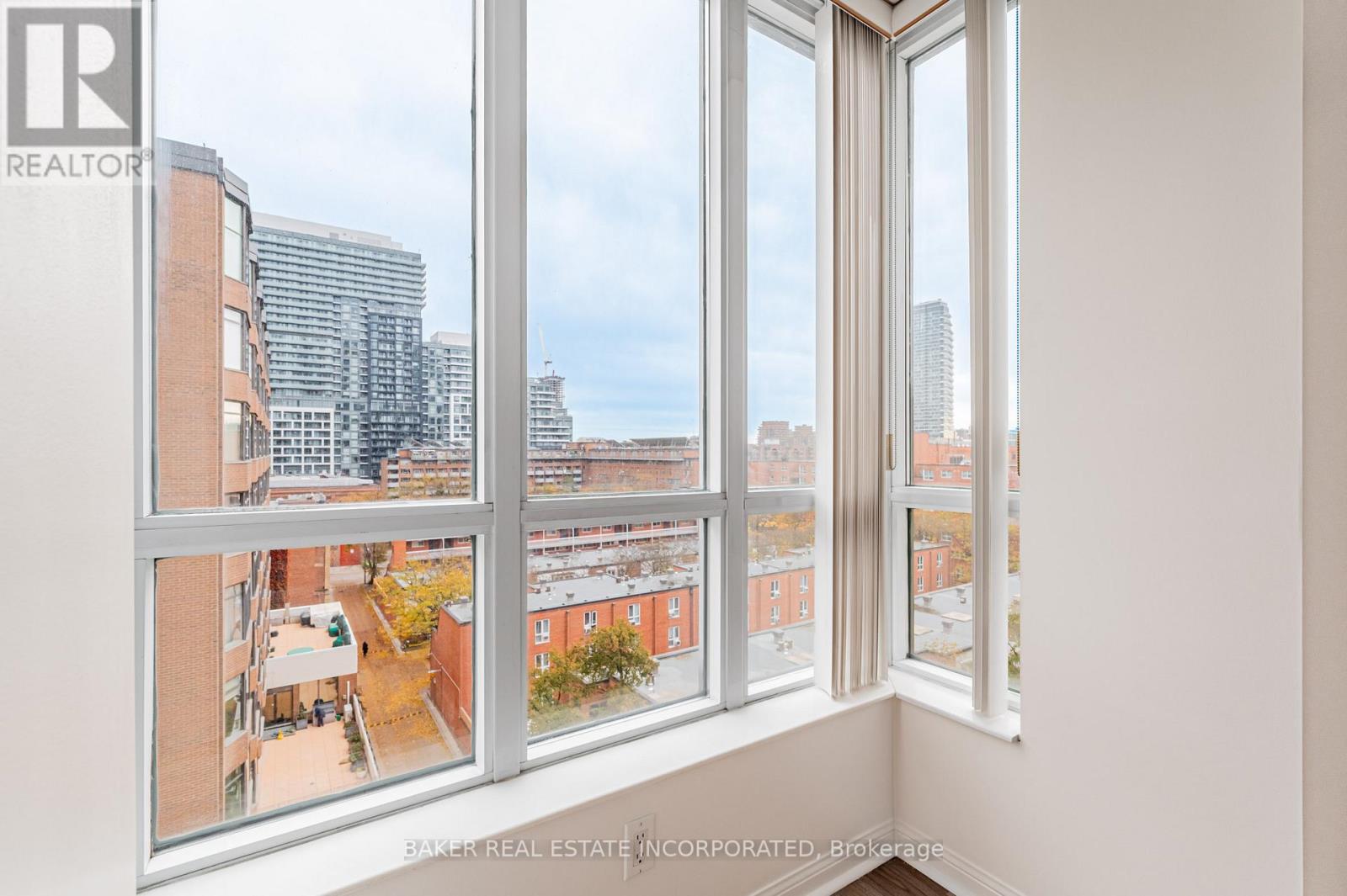 806 - 109 Front Street E, Toronto, Ontario  M5A 4P7 - Photo 18 - C12562194