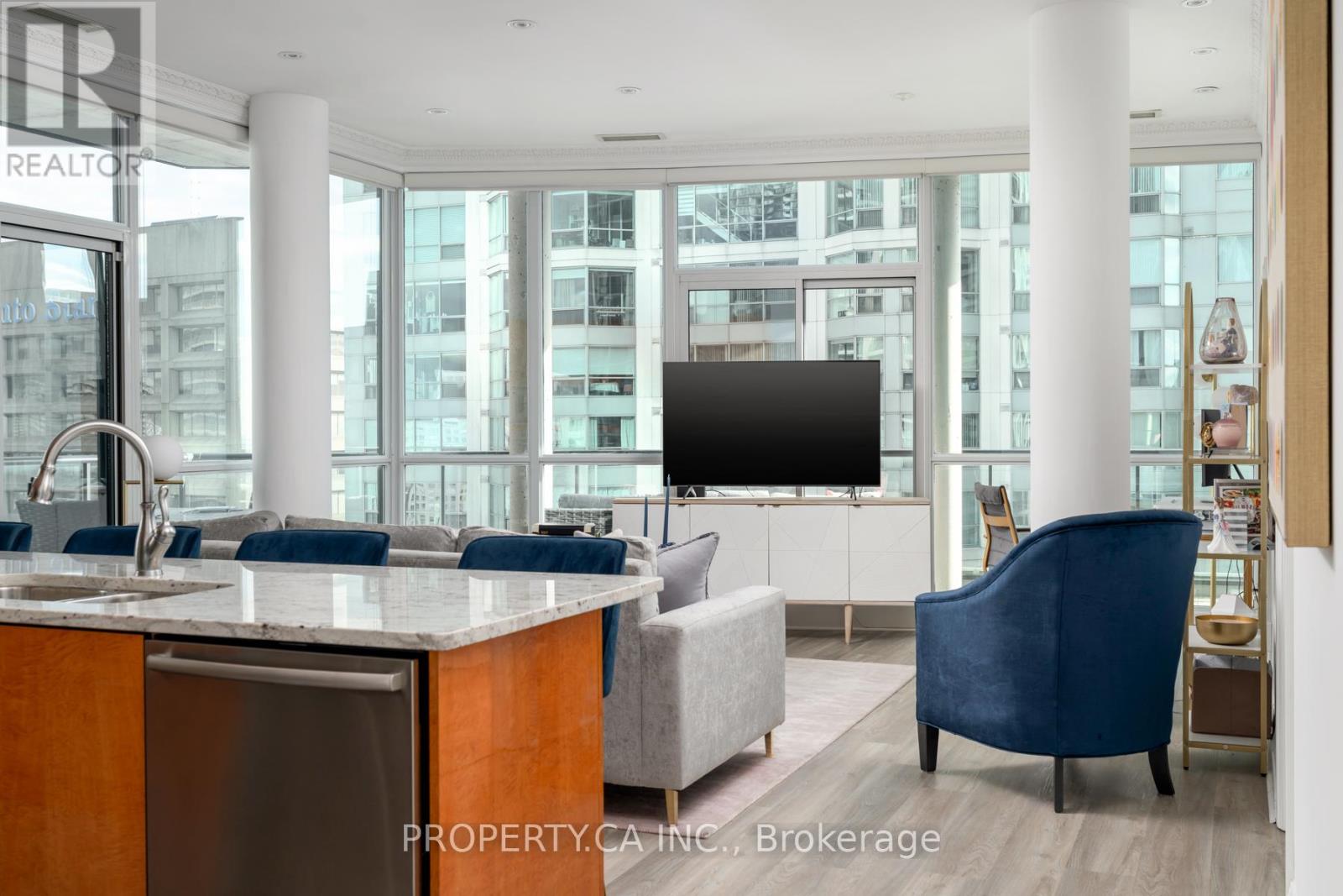 2903 - 12 Yonge Street, Toronto, Ontario  M5E 1Z9 - Photo 13 - C12562248