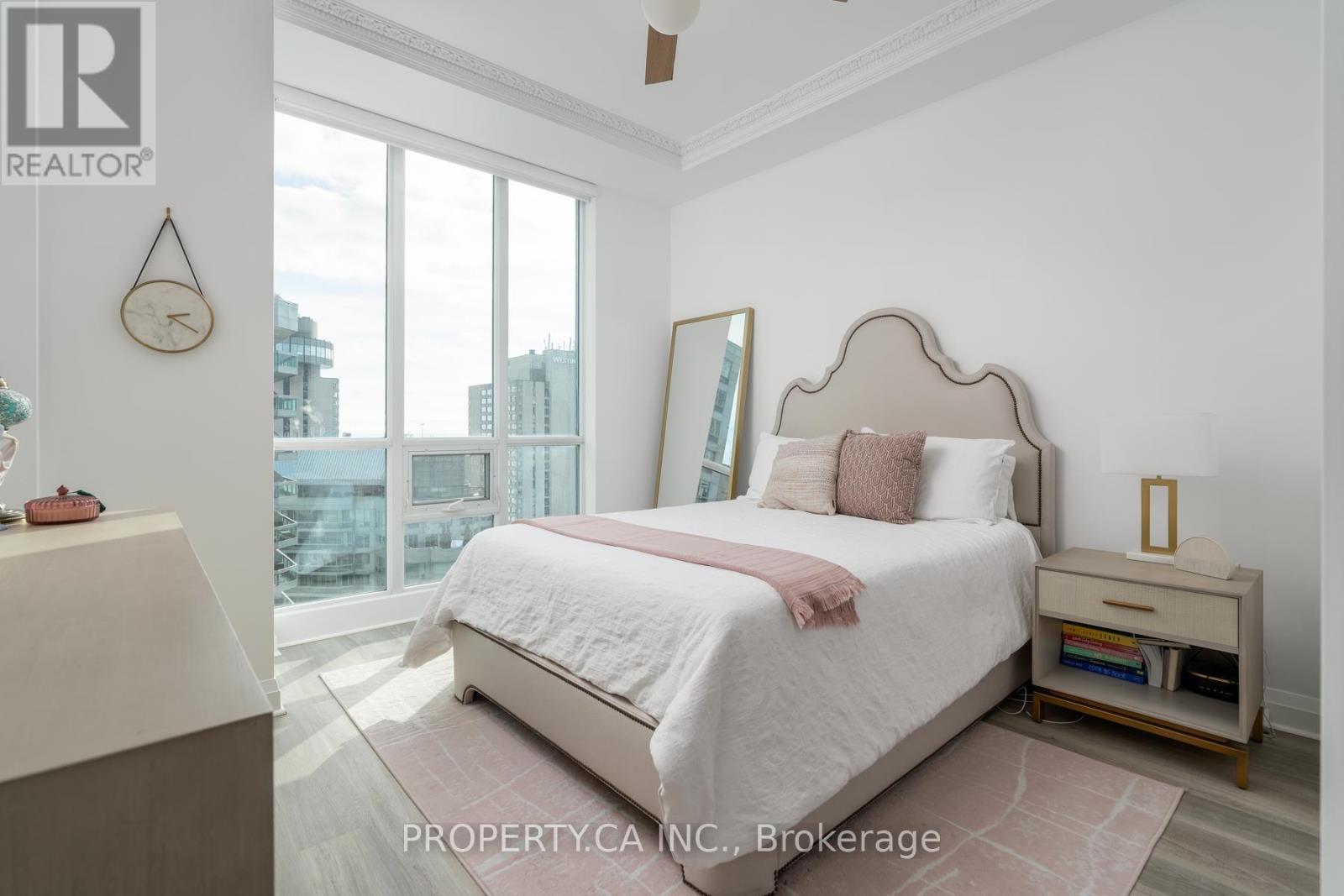 2903 - 12 Yonge Street, Toronto, Ontario  M5E 1Z9 - Photo 17 - C12562248