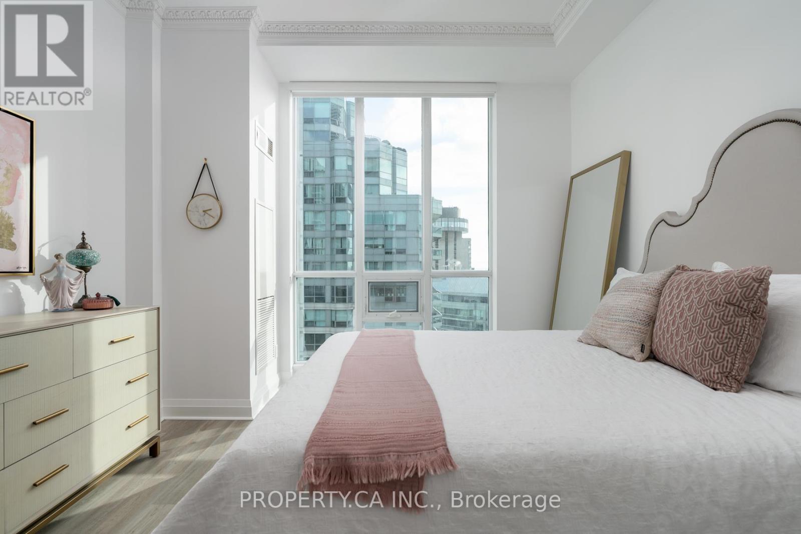 2903 - 12 Yonge Street, Toronto, Ontario  M5E 1Z9 - Photo 18 - C12562248