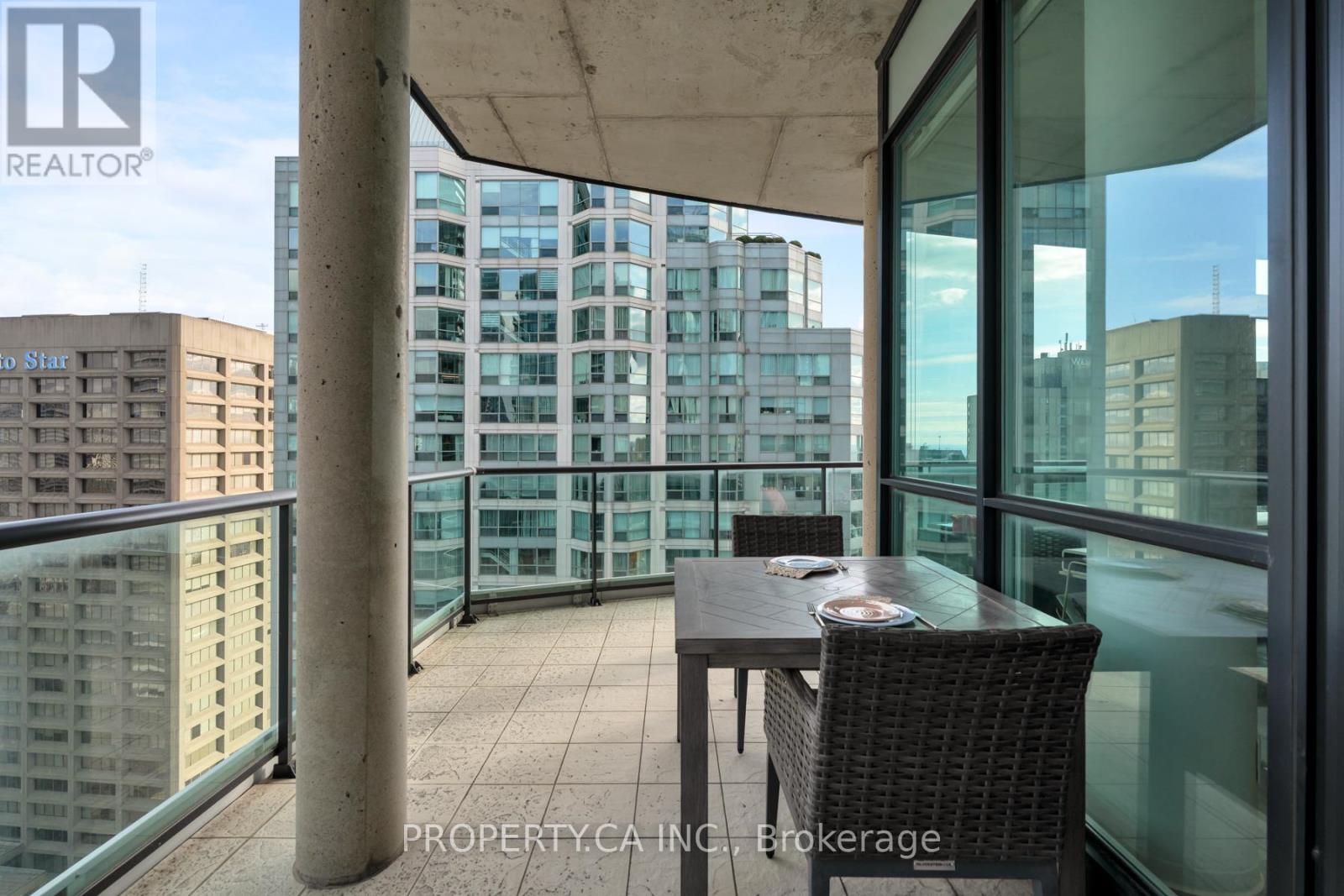 2903 - 12 Yonge Street, Toronto, Ontario  M5E 1Z9 - Photo 32 - C12562248