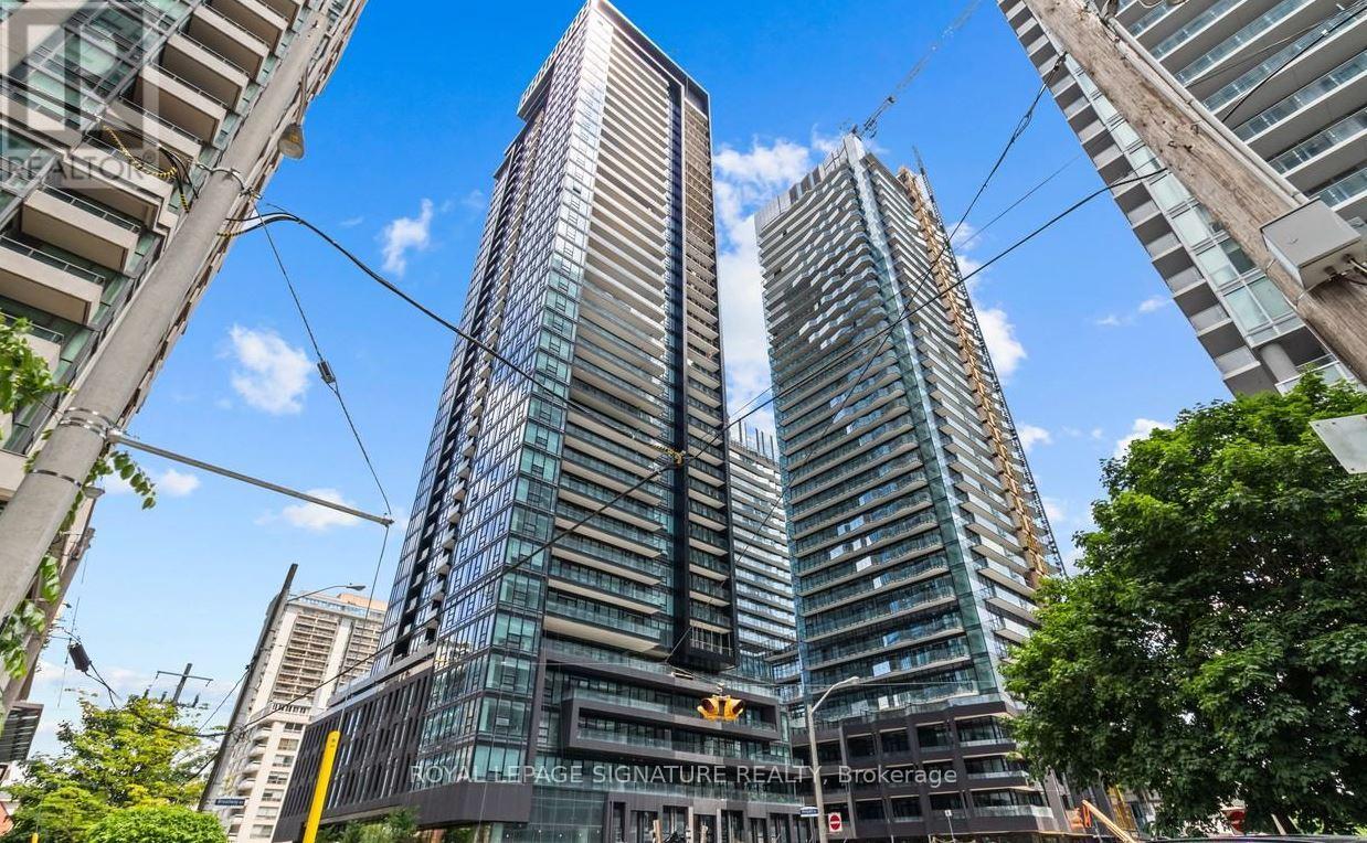 1204 - 120 BROADWAY AVENUE, Toronto, Ontario