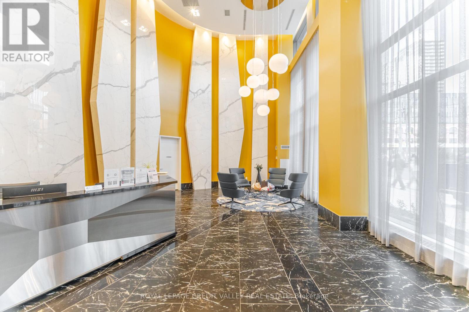 413 - 70 Princess Street E, Toronto, Ontario  M5A 0X6 - Photo 3 - C12562372