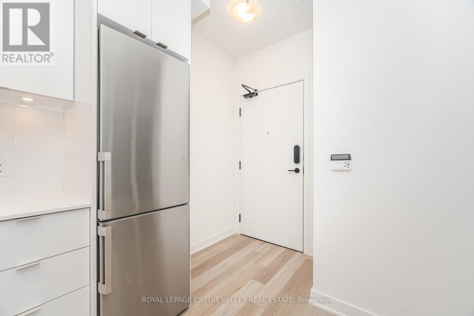 413 - 70 Princess Street E, Toronto, Ontario  M5A 0X6 - Photo 5 - C12562372