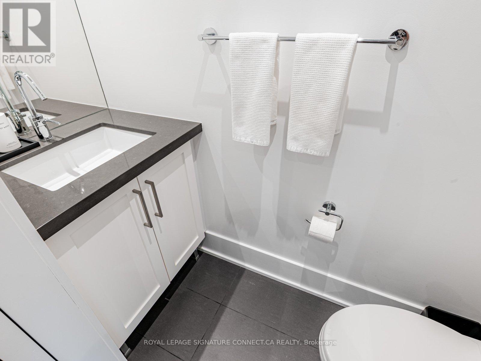 Th132 - 39 Queens Quay E, Toronto, Ontario  M5E 0A5 - Photo 22 - C12562378