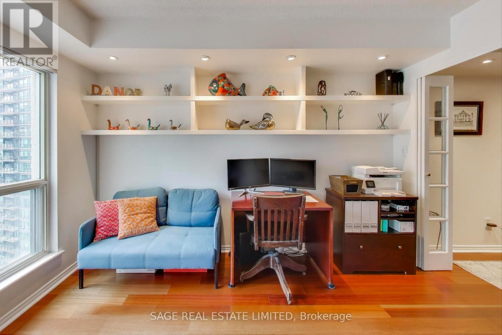 1605 - 25 The Esplanade, Toronto, Ontario  M5E 1W5 - Photo 12 - C12562394