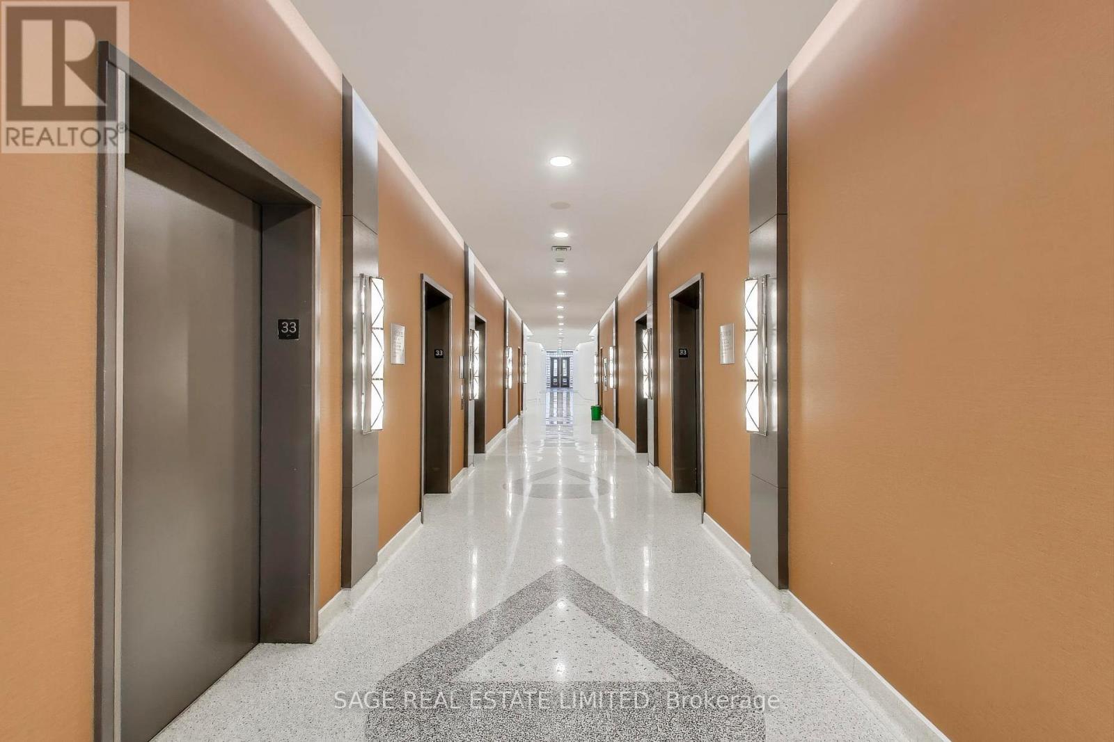 1605 - 25 The Esplanade, Toronto, Ontario  M5E 1W5 - Photo 25 - C12562394