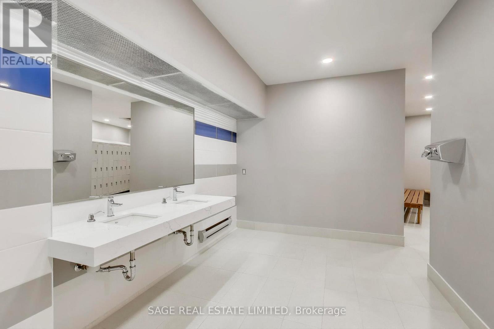 1605 - 25 The Esplanade, Toronto, Ontario  M5E 1W5 - Photo 31 - C12562394