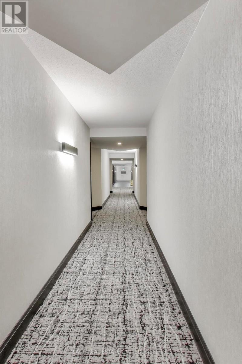 1605 - 25 The Esplanade, Toronto, Ontario  M5E 1W5 - Photo 47 - C12562394