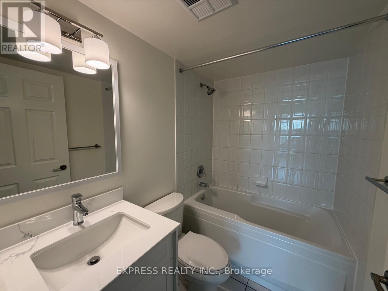 1701 - 8 Hillcrest Avenue, Toronto, Ontario  M2N 6Y6 - Photo 8 - C12562416