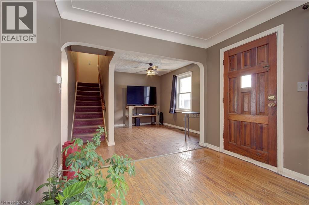 67 Blossom Avenue, Brantford, Ontario  N3T 5L9 - Photo 11 - 40781584