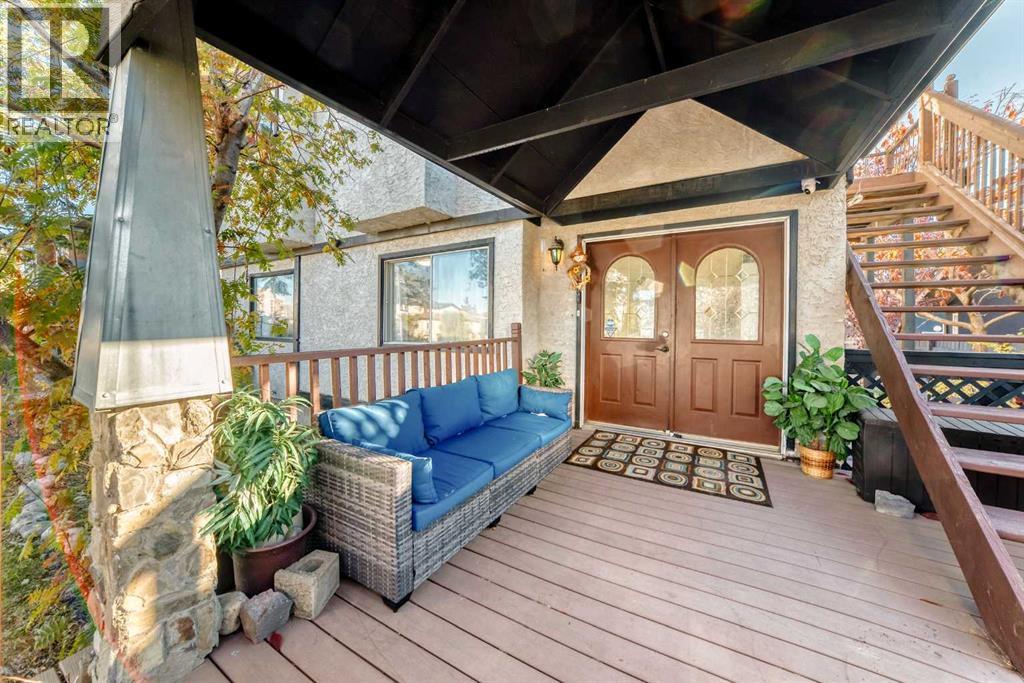 4644 84 Street Nw, Calgary, Alberta  T3B 2R5 - Photo 3 - A2265999