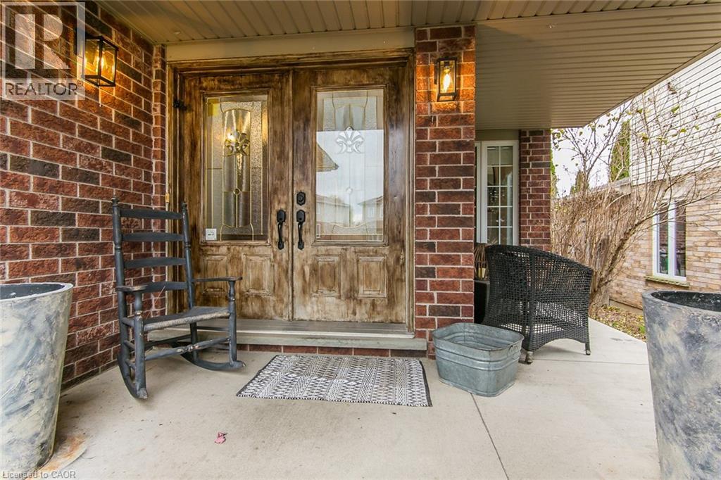 159 Country Clair Street, Kitchener, Ontario  N2A 4J7 - Photo 3 - 40789464