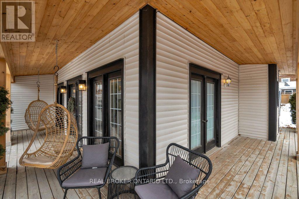 1 Dufferin Street, Innisfil, Ontario  L0L 1L0 - Photo 9 - N12470741