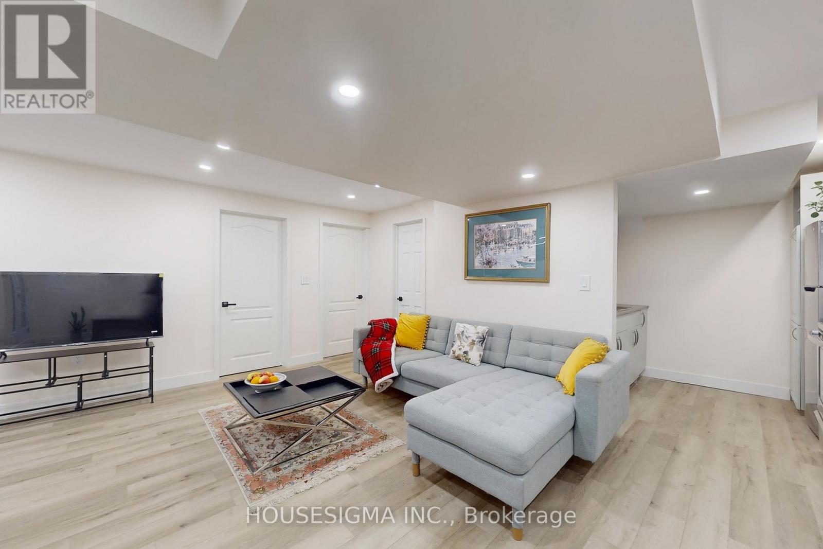 4 Mendys Forest, Aurora, Ontario  L4G 5A3 - Photo 34 - N12557704