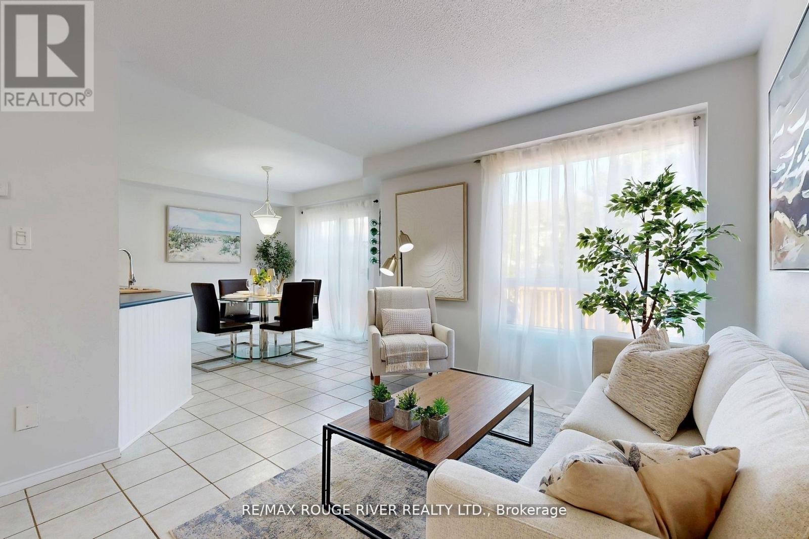 24 Jays Drive, Whitby, Ontario  L1R 2P6 - Photo 6 - E12562188