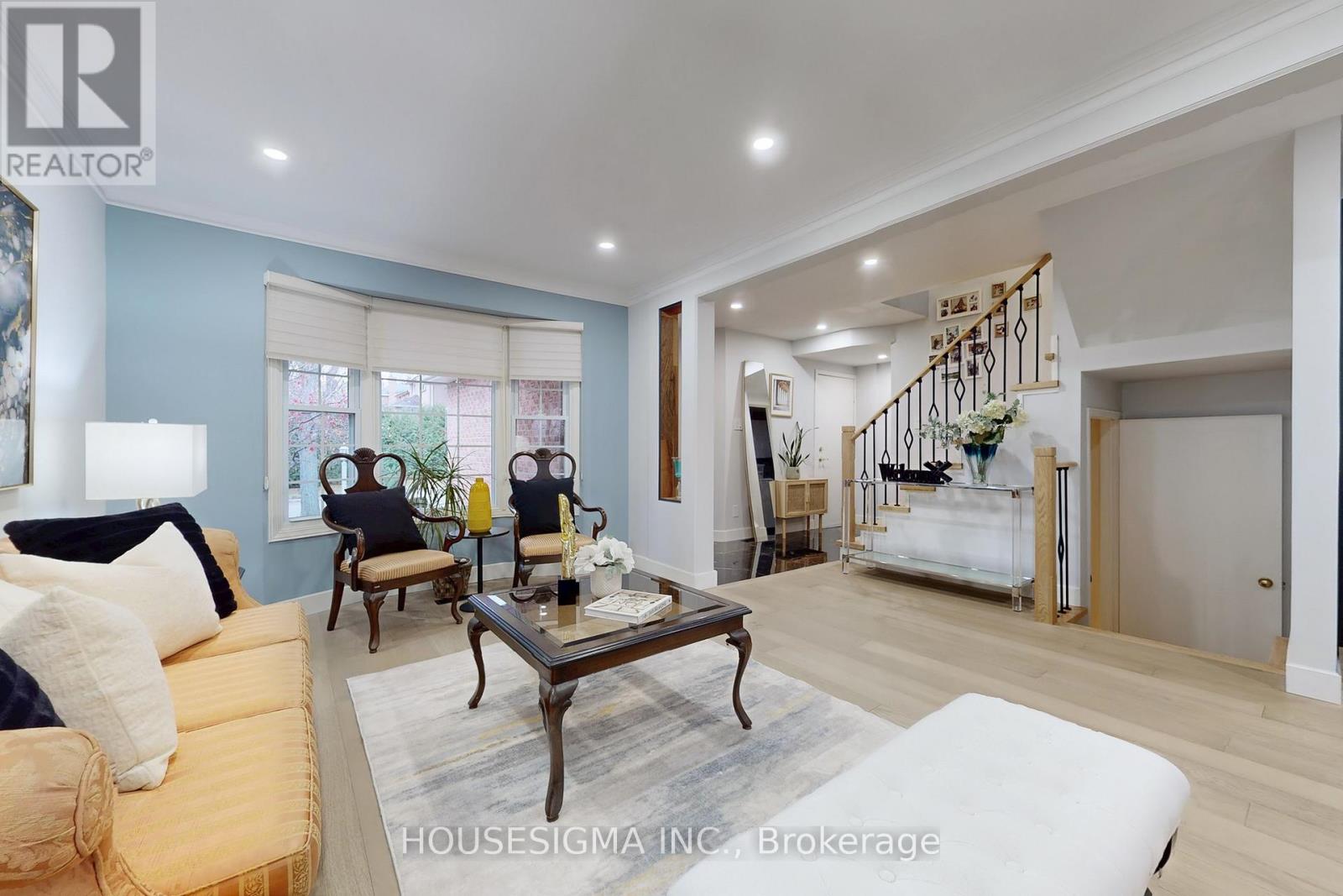 4 Mendys Forest, Aurora, Ontario  L4G 5A3 - Photo 19 - N12557704