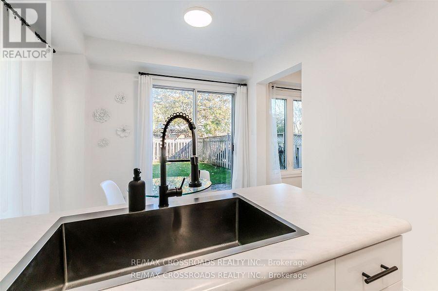 11 Moulton Court, Clarington, Ontario  L1E 2W4 - Photo 11 - E12562228