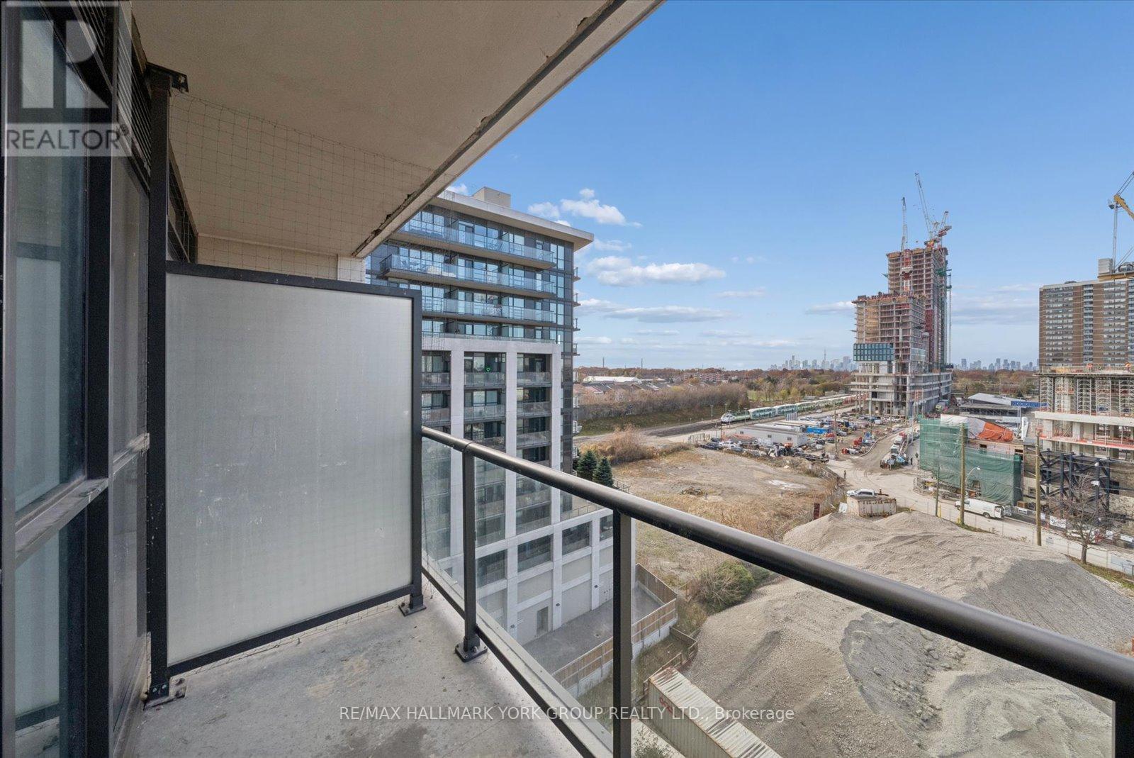 805 - 8 Trent Avenue, Toronto, Ontario  M4C 0A6 - Photo 8 - E12562232