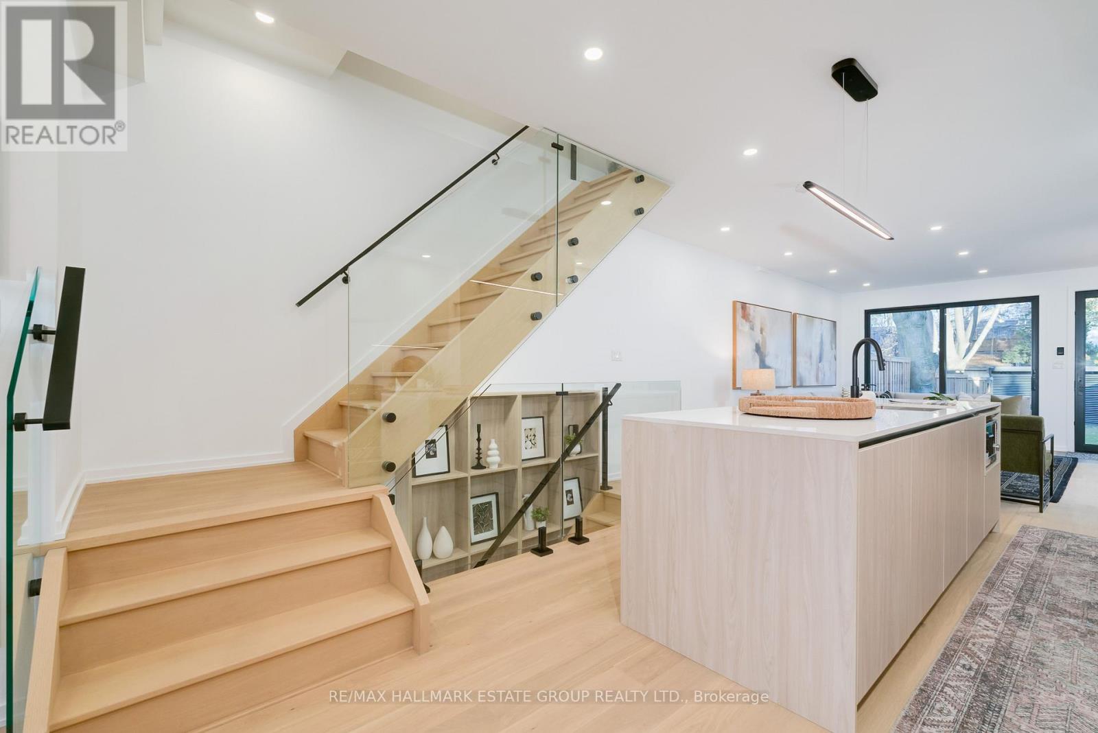 39 Lewis Street, Toronto, Ontario  M4M 2H2 - Photo 10 - E12562324