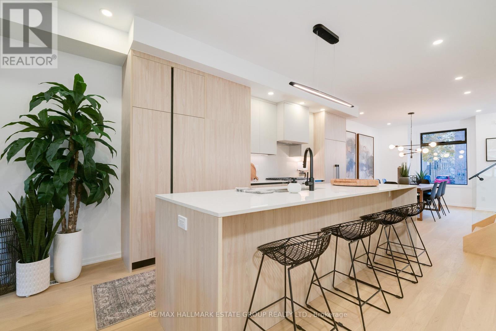 39 Lewis Street, Toronto, Ontario  M4M 2H2 - Photo 11 - E12562324