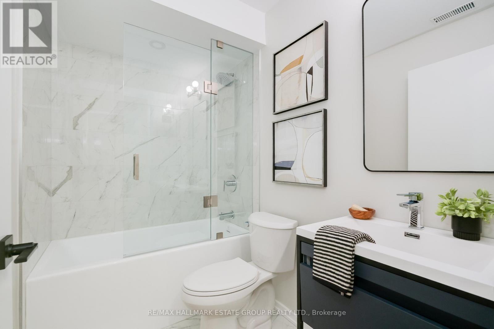 39 Lewis Street, Toronto, Ontario  M4M 2H2 - Photo 42 - E12562324