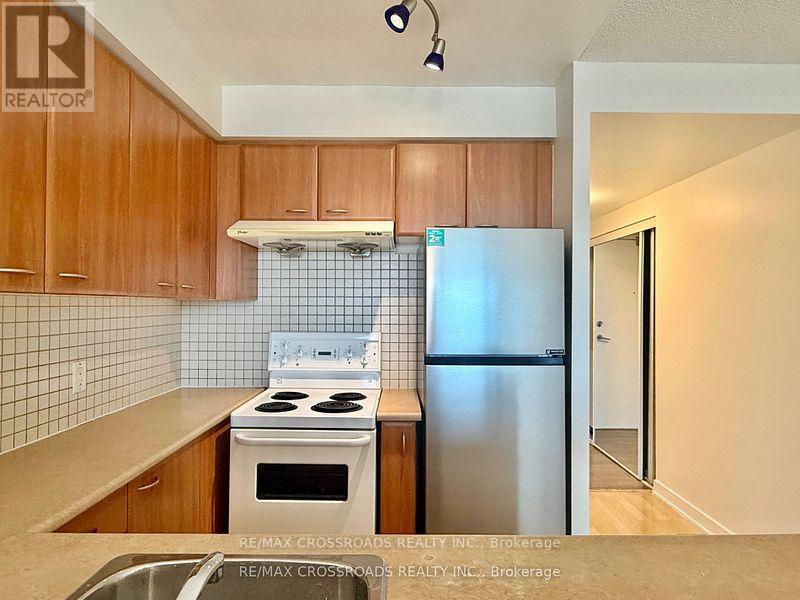 1115 - 38 Lee Centre Drive, Toronto, Ontario  M1H 3J7 - Photo 8 - E12562382