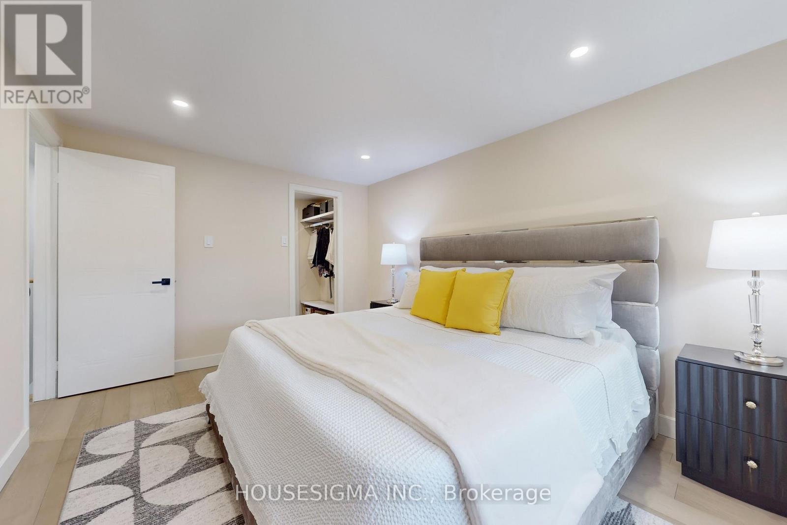 4 Mendys Forest, Aurora, Ontario  L4G 5A3 - Photo 24 - N12557704