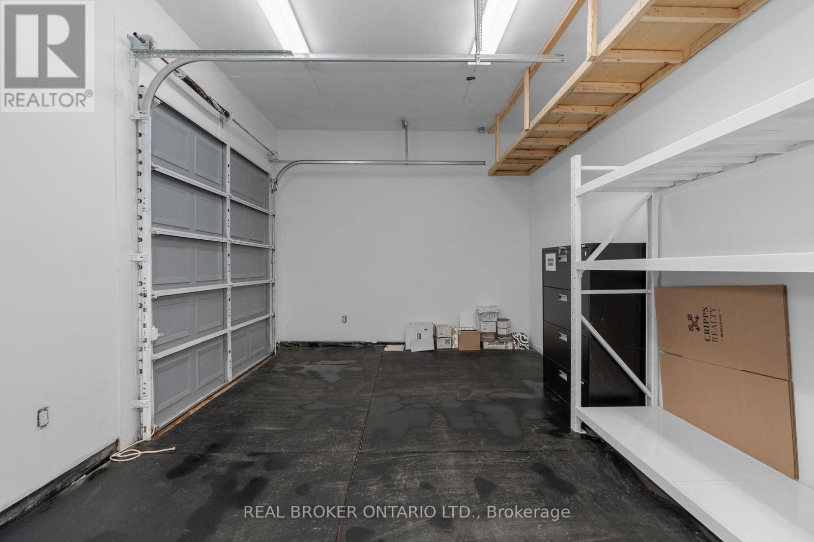 1 Dufferin Street, Innisfil, Ontario  L0L 1L0 - Photo 15 - N12470741