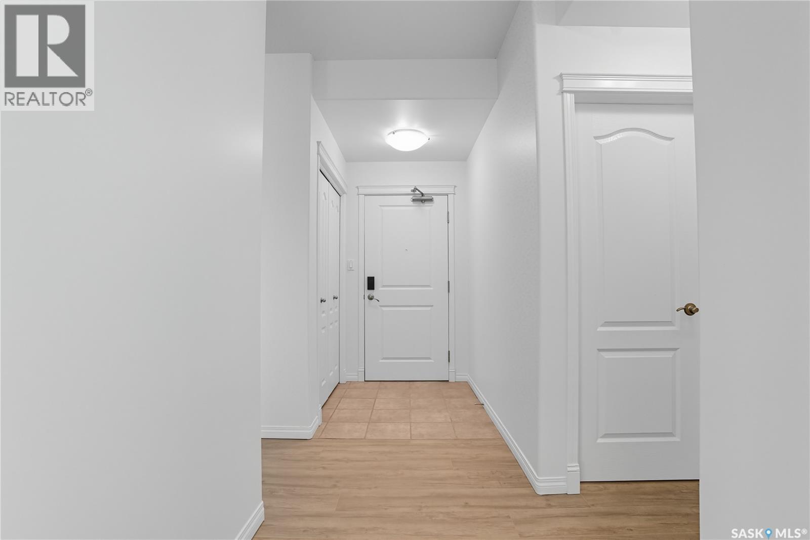 314 110 Armistice Way, Saskatoon, Saskatchewan  S7J 5L8 - Photo 3 - SK024410