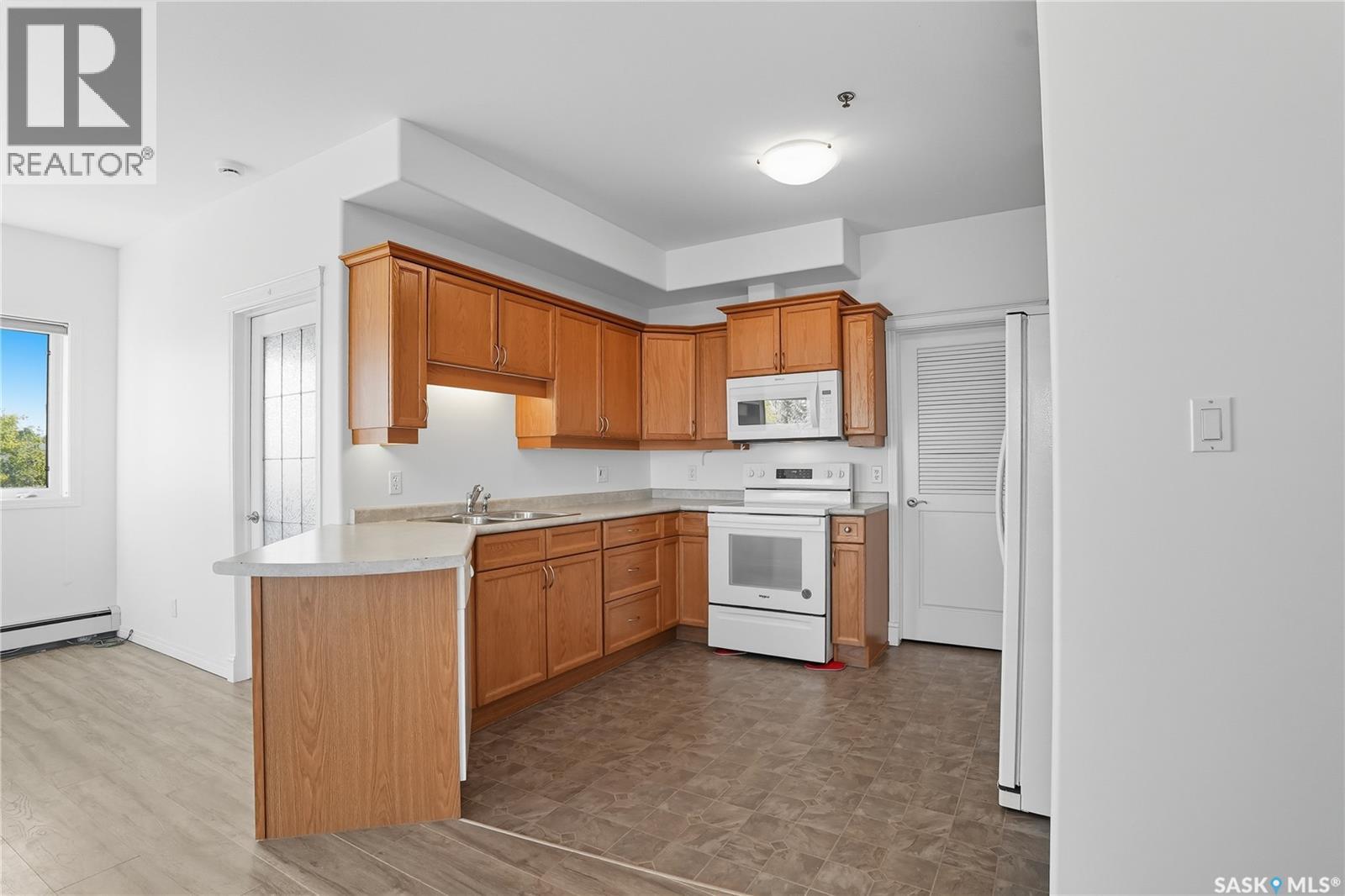 314 110 Armistice Way, Saskatoon, Saskatchewan  S7J 5L8 - Photo 5 - SK024410