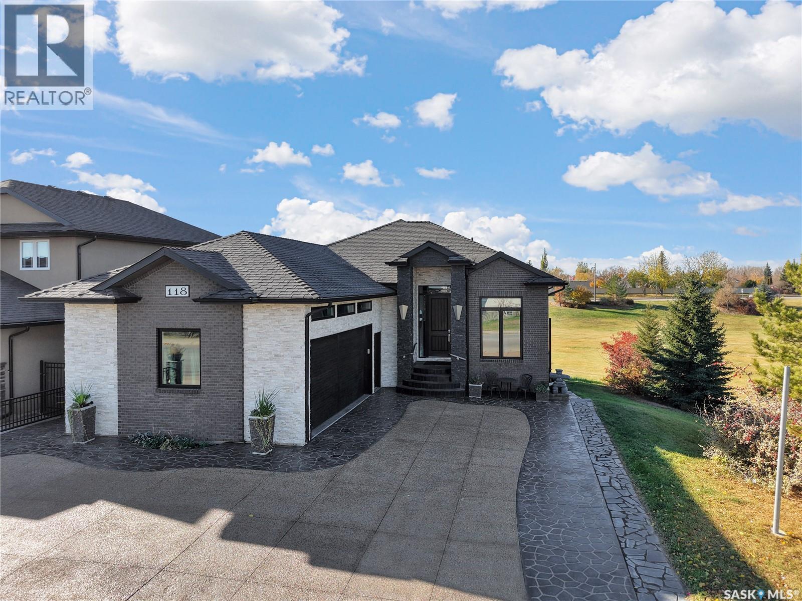 118 Muzyka ROAD, Saskatoon, Saskatchewan