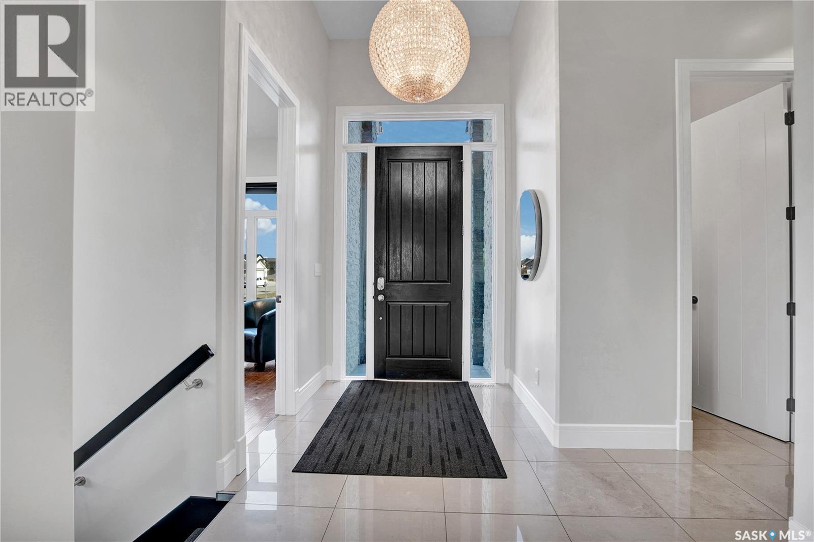 118 Muzyka Road, Saskatoon, Saskatchewan  S7W 0G9 - Photo 3 - SK024407