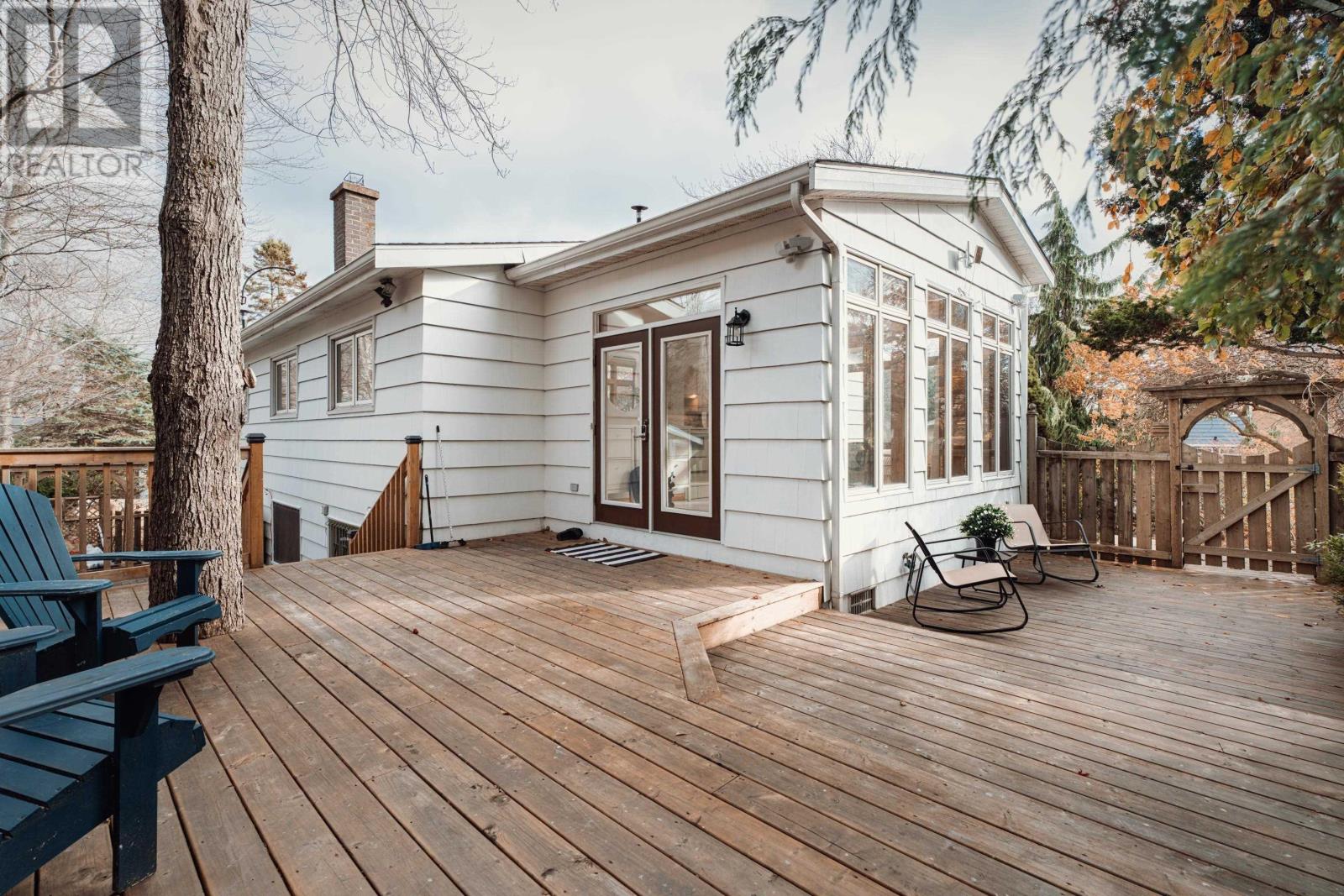 29 Scarlet Road, Halifax, Nova Scotia  B3M 1L2 - Photo 5 - 202528297