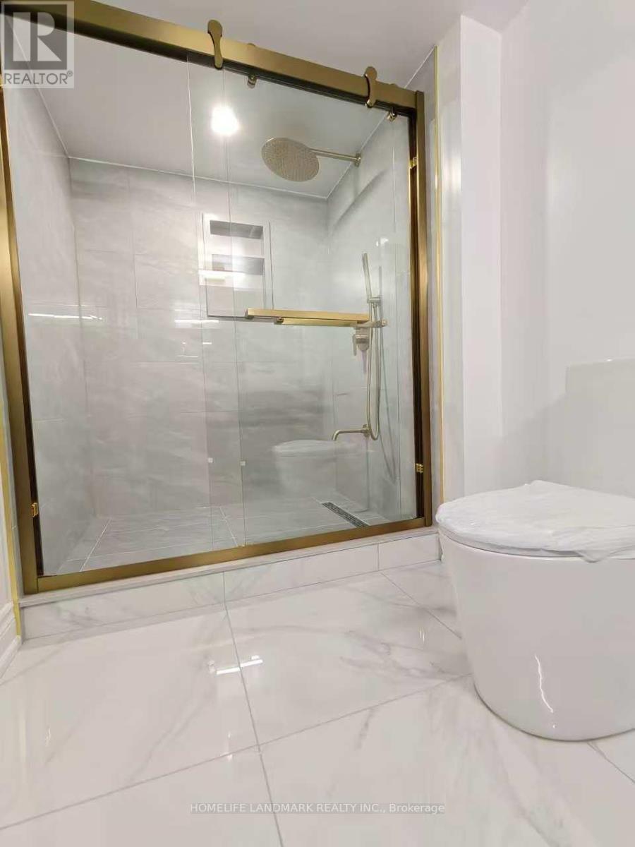 252 Borealis Avenue, Aurora, Ontario  L4G 7V9 - Photo 4 - N12562184