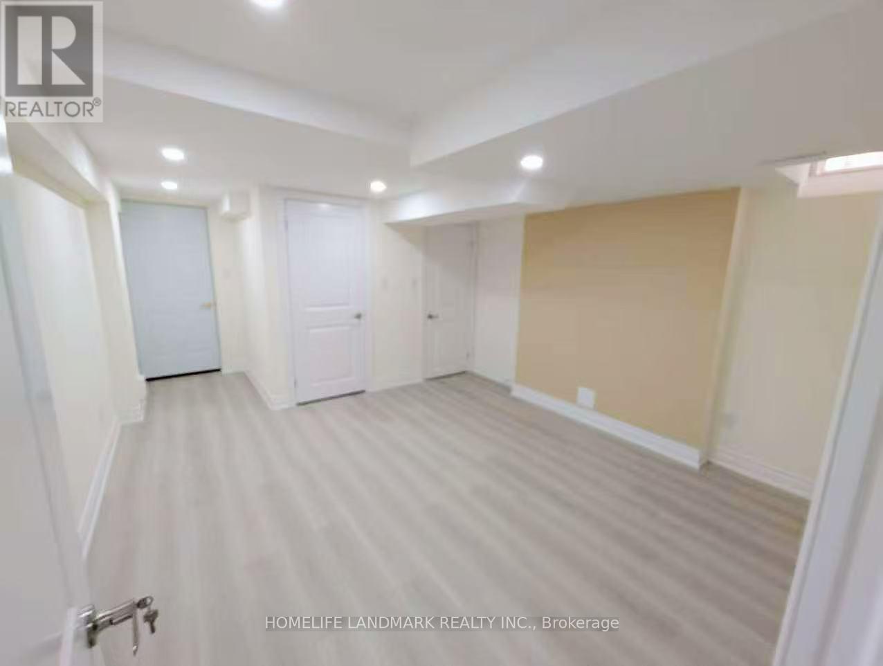 252 Borealis Avenue, Aurora, Ontario  L4G 7V9 - Photo 7 - N12562184