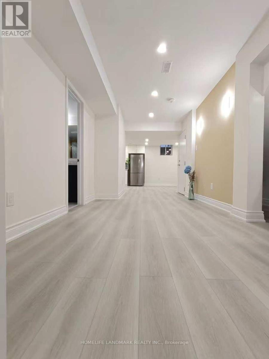 252 Borealis Avenue, Aurora, Ontario  L4G 7V9 - Photo 9 - N12562184