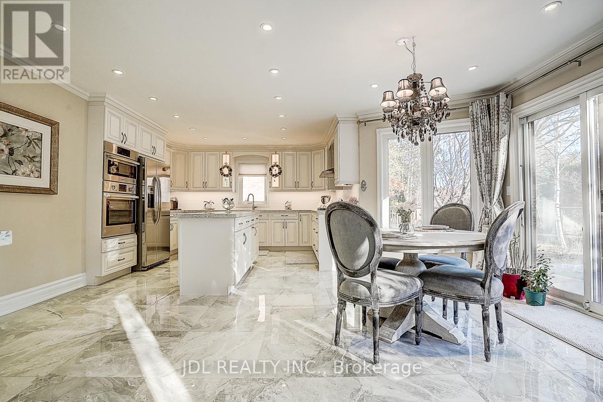 85 Marsh Harbour Court, Aurora, Ontario  L4G 5Y8 - Photo 21 - N12562216