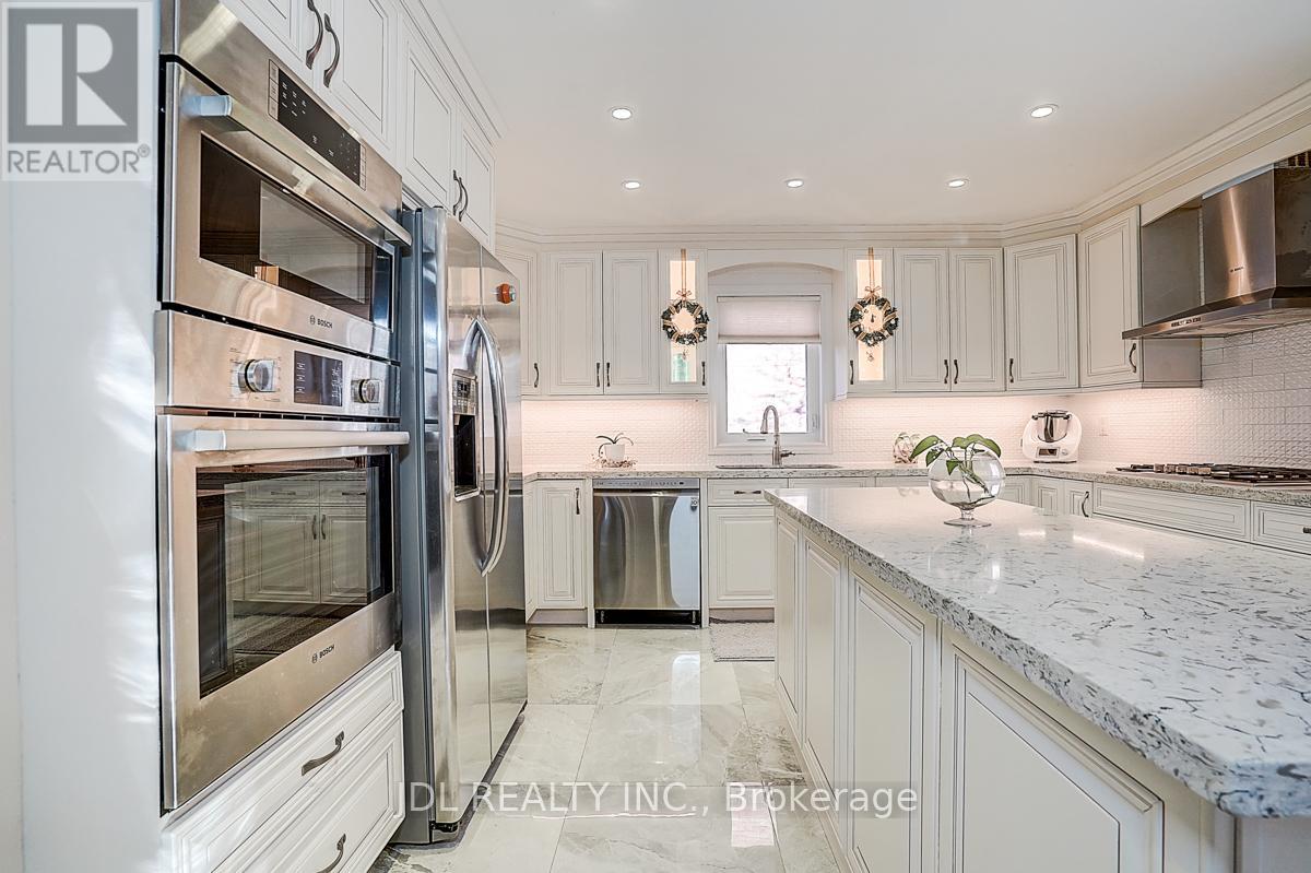 85 Marsh Harbour Court, Aurora, Ontario  L4G 5Y8 - Photo 23 - N12562216