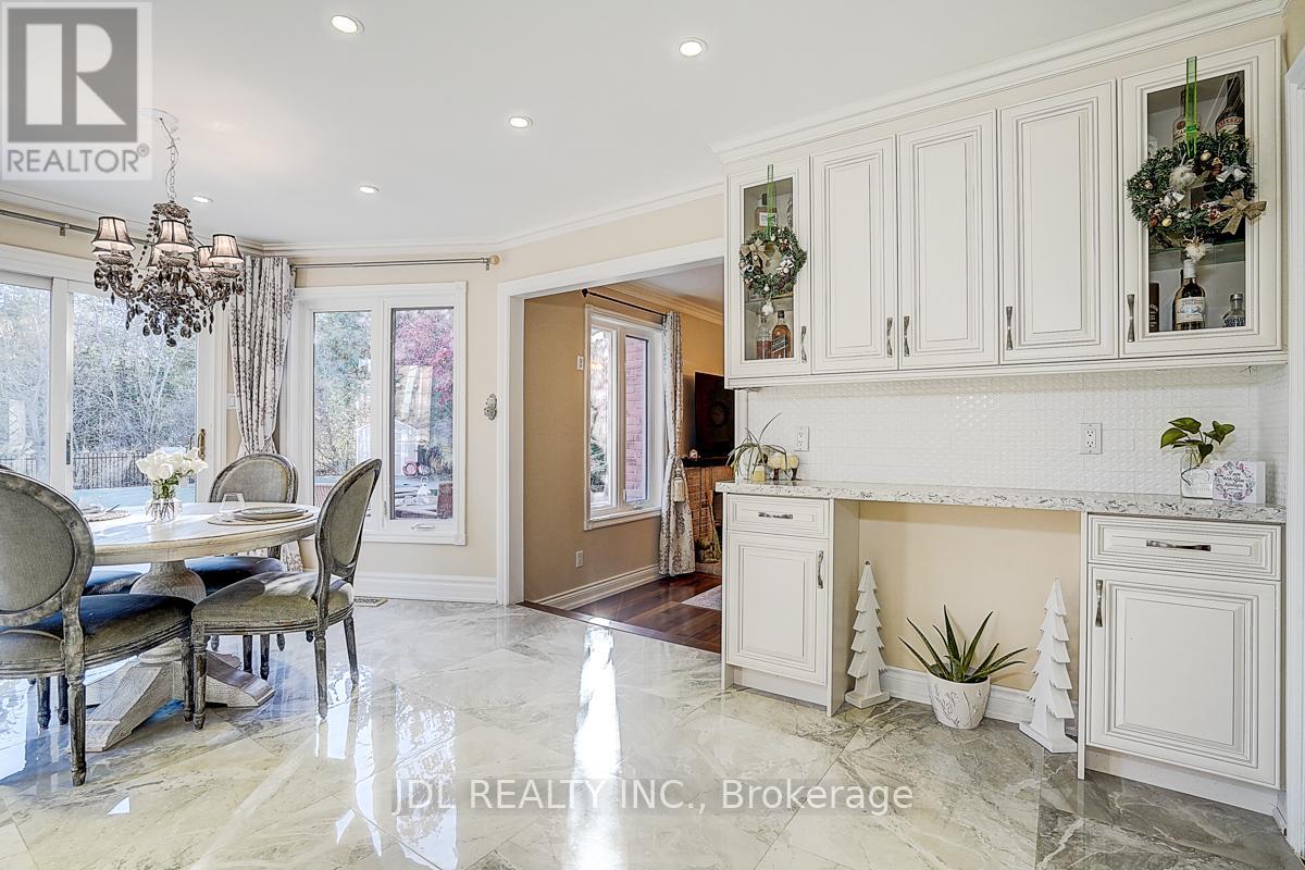 85 Marsh Harbour Court, Aurora, Ontario  L4G 5Y8 - Photo 26 - N12562216