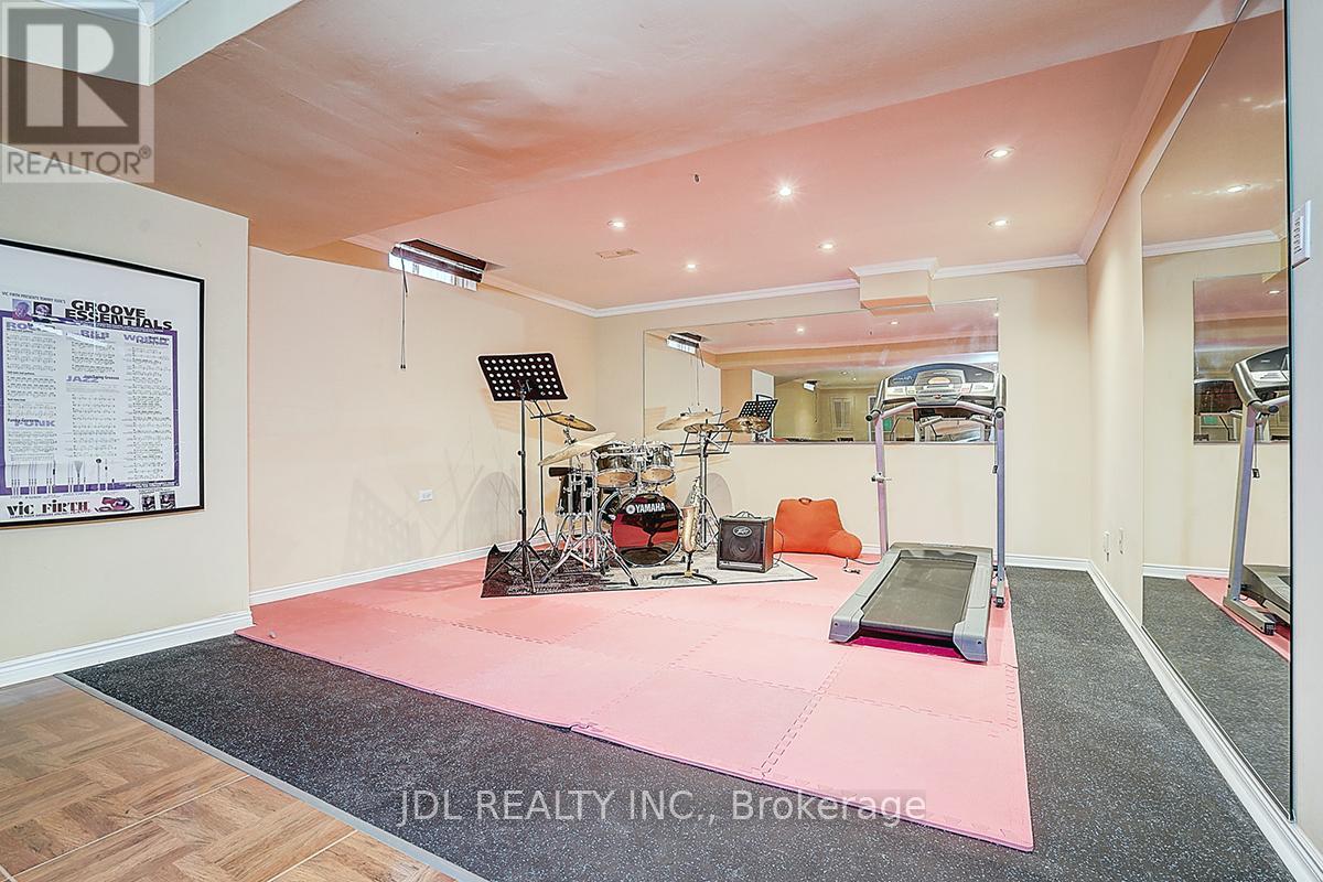 85 Marsh Harbour Court, Aurora, Ontario  L4G 5Y8 - Photo 46 - N12562216